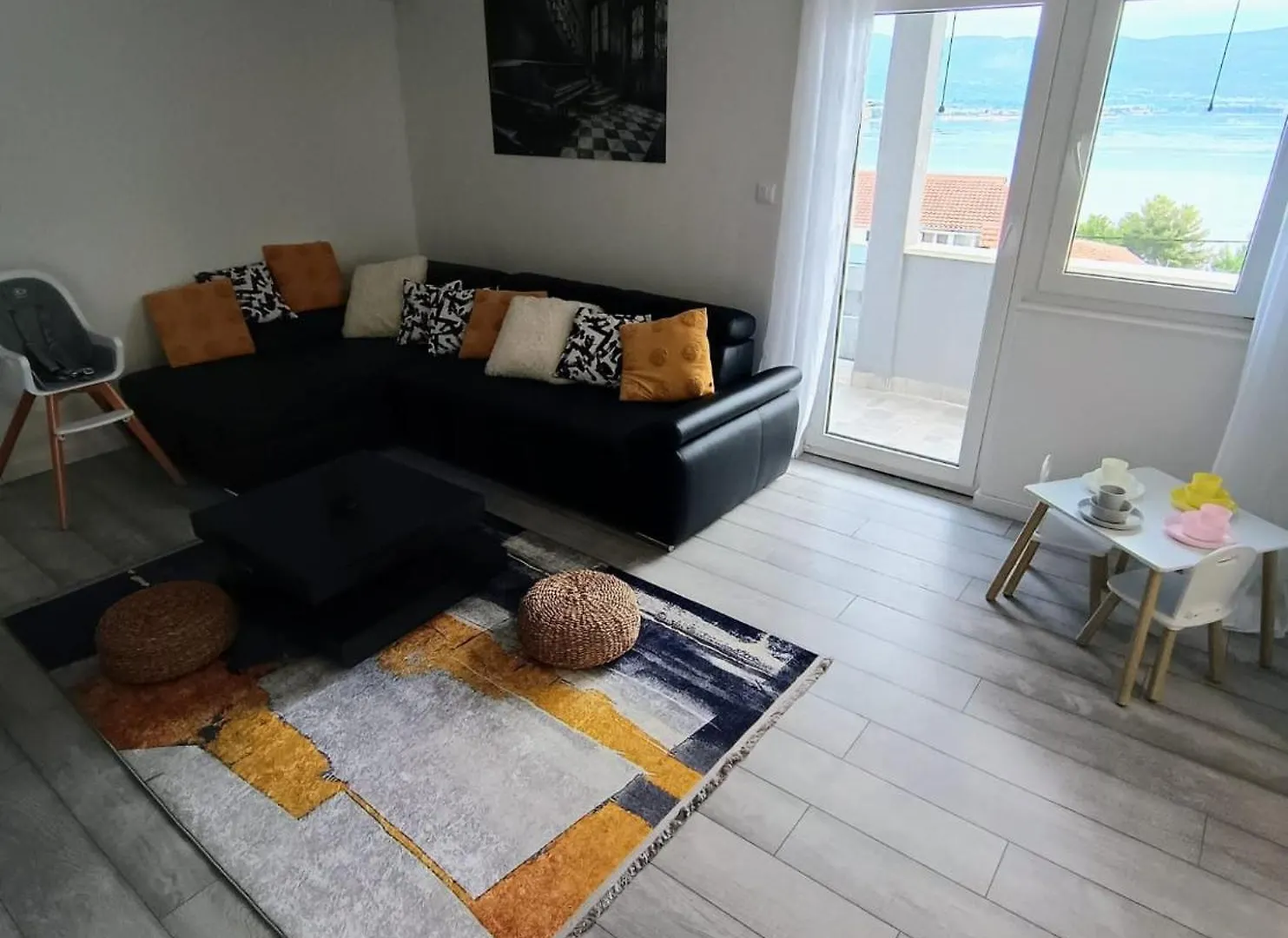 Residence Perleta Luxury Sea View Apartment With Jacuzzi Trogir